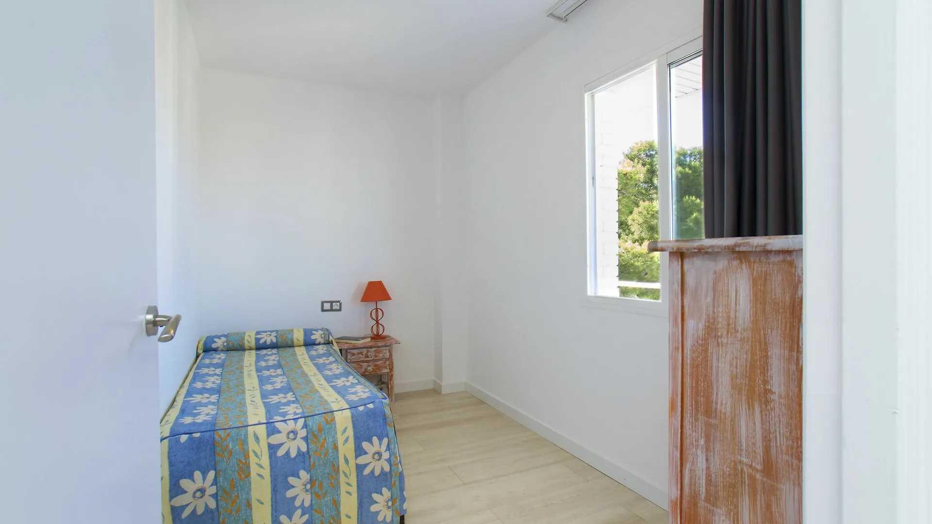 Apartamentos Intersalou Priorat 0*, Salou Spain