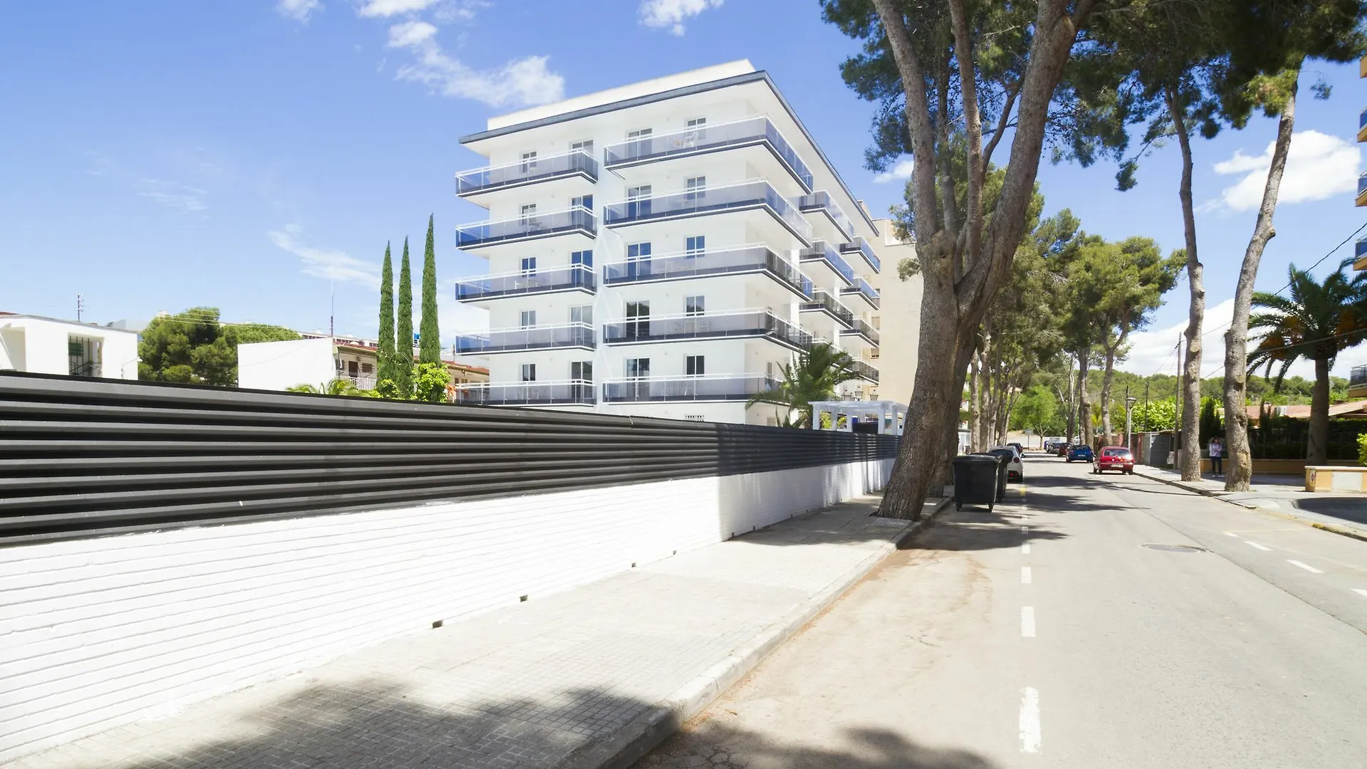 Apartamentos Intersalou Priorat Salou