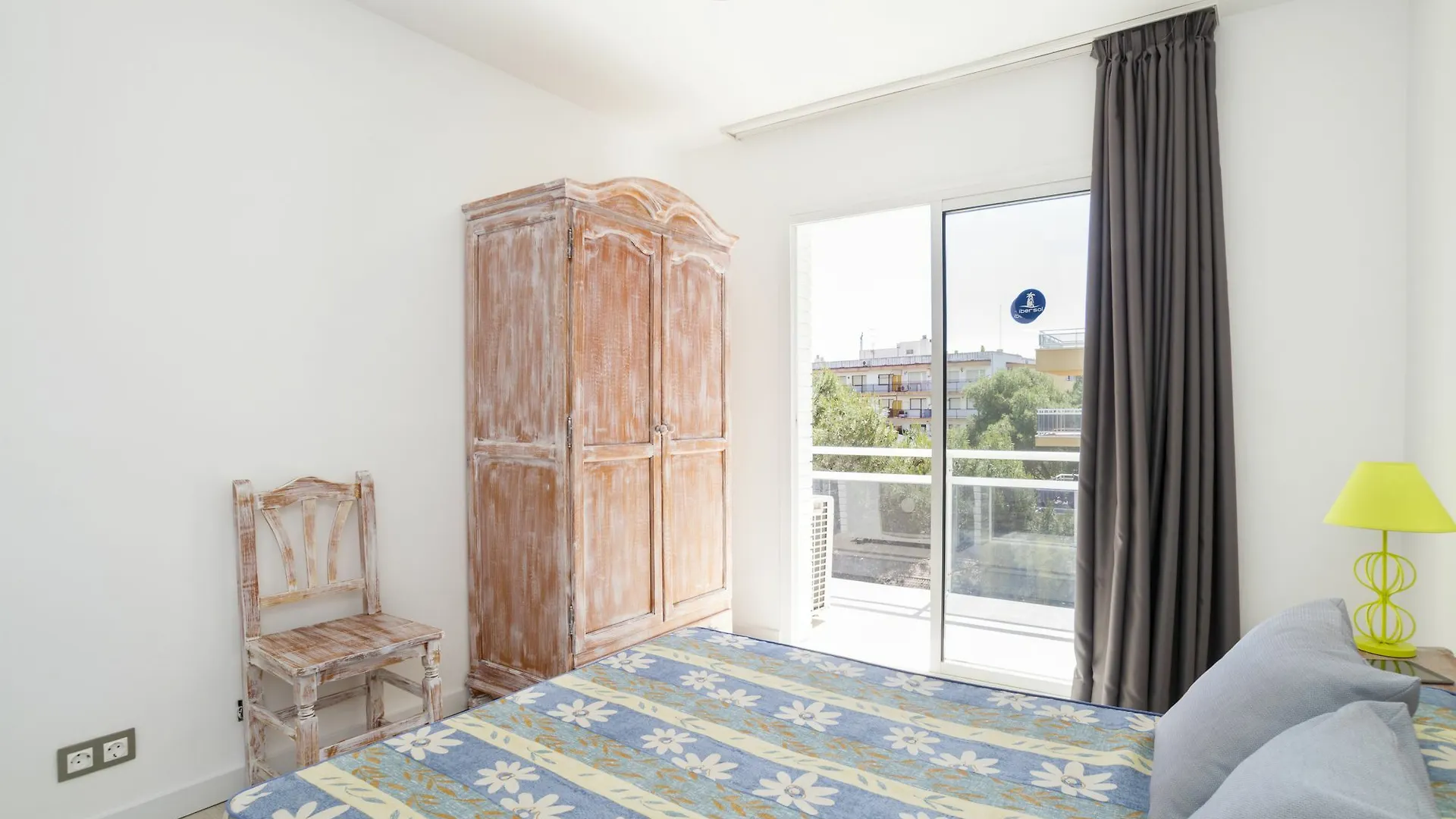 Apartamentos Intersalou Priorat